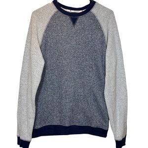 Guess Mens Sweater size Medium Blue Navy White Pullover.